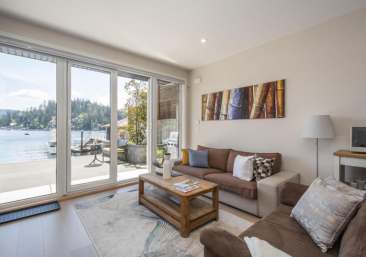 Oceanfront Zen Villa North Vancouver Exterior photo